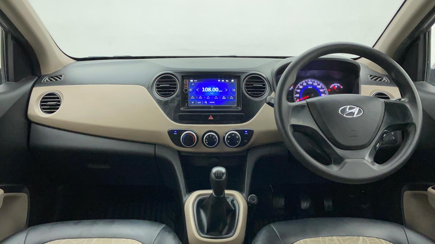 2017 Hyundai Grand i10 MAGNA AT 1.2 KAPPA VTVT, Petrol, Automatic, 57,438 km, Dashboard