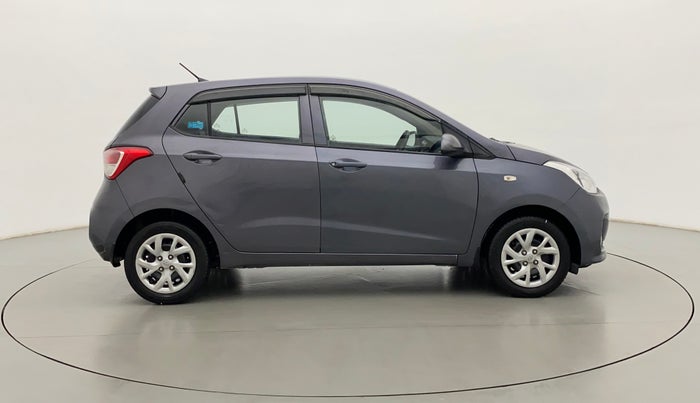 2017 Hyundai Grand i10 MAGNA AT 1.2 KAPPA VTVT, Petrol, Automatic, 57,438 km, Right Side View