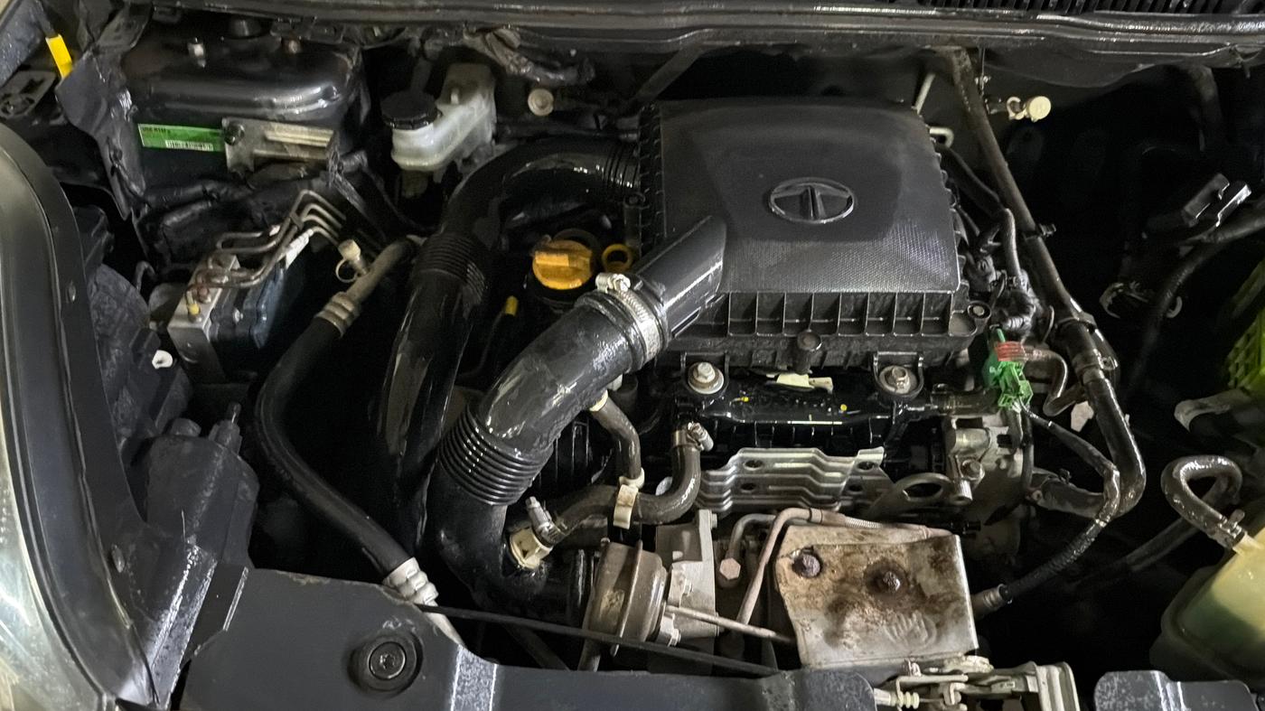 2018 Tata NEXON XM PETROL, Petrol, Manual, 42,767 km, Engine View - Right