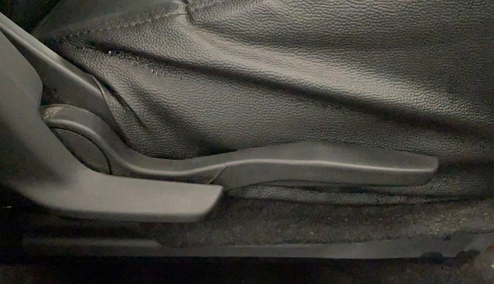 2020 Maruti Baleno ALPHA CVT PETROL 1.2, Petrol, Automatic, 42,101 km, Driver Side Adjustment Panel