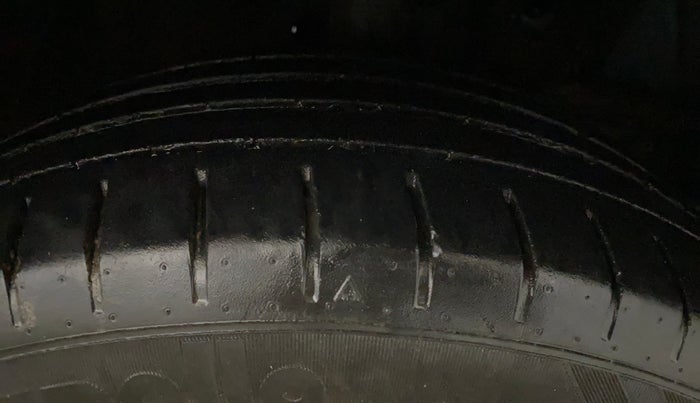 2020 Maruti Baleno ALPHA CVT PETROL 1.2, Petrol, Automatic, 42,101 km, Right Front Tyre Tread