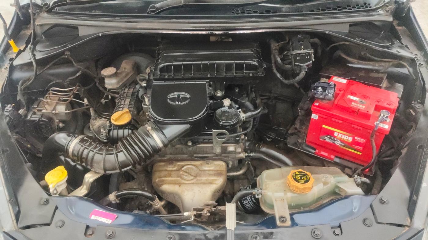 2019 Tata TIGOR XZ PLUS PETROL, Petrol, Manual, 72,772 km, Engine View