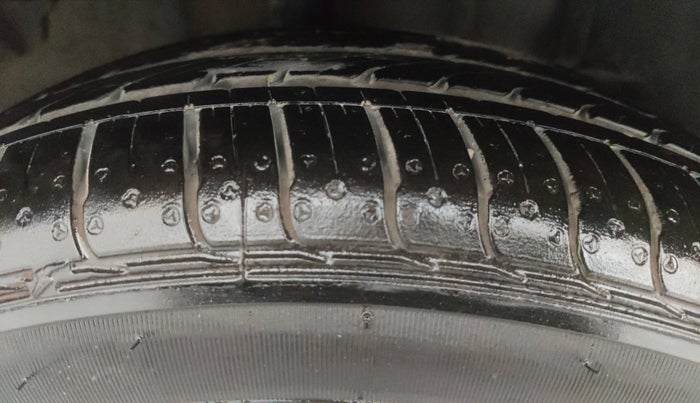 2019 Tata TIGOR XZ PLUS PETROL, Petrol, Manual, 72,772 km, Right Rear Tyre Tread