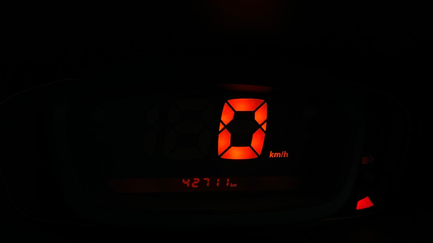 2018 Renault Kwid RXT 0.8 (O), Petrol, Manual, 42,708 km, Odometer Image