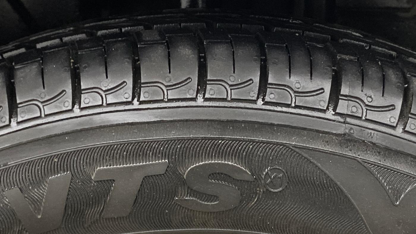 2018 Renault Kwid RXT 0.8 (O), Petrol, Manual, 42,708 km, Right Front Tyre Tread