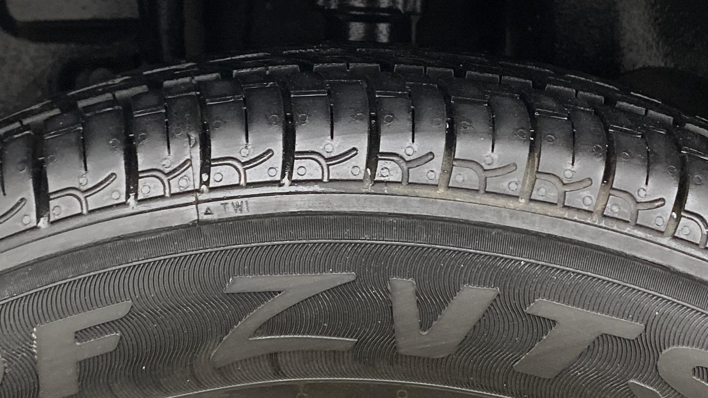2018 Renault Kwid RXT 0.8 (O), Petrol, Manual, 42,708 km, Left Front Tyre Tread