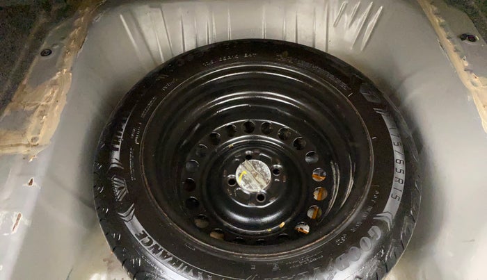 2016 Honda City 1.5L I-VTEC VX, Petrol, Manual, 1,02,341 km, Spare Tyre