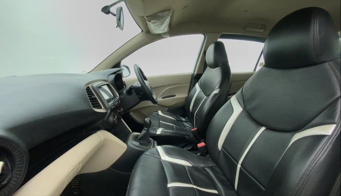 2021 Hyundai NEW SANTRO SPORTZ EXECUTIVE MT CNG, CNG, Manual, 55,730 km, Right Side Front Door Cabin