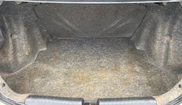 2014 Honda Amaze 1.2 SX MT I VTEC, Petrol, Manual, 54,530 km, Boot Inside