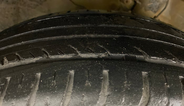 2014 Honda Amaze 1.2 SX MT I VTEC, Petrol, Manual, 54,530 km, Left Front Tyre Tread