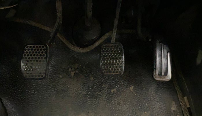 2012 Maruti Eeco 5 STR WITH A/C+HTR, Petrol, Manual, 44,386 km, Pedals