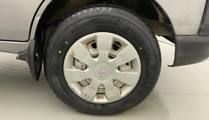 2012 Maruti Eeco 5 STR WITH A/C+HTR, Petrol, Manual, 44,386 km, Right Front Wheel