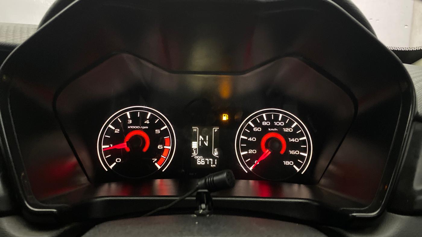 2018 Mahindra Kuv100 K8 6 STR, Petrol, Manual, 66,771 km, Odometer Image