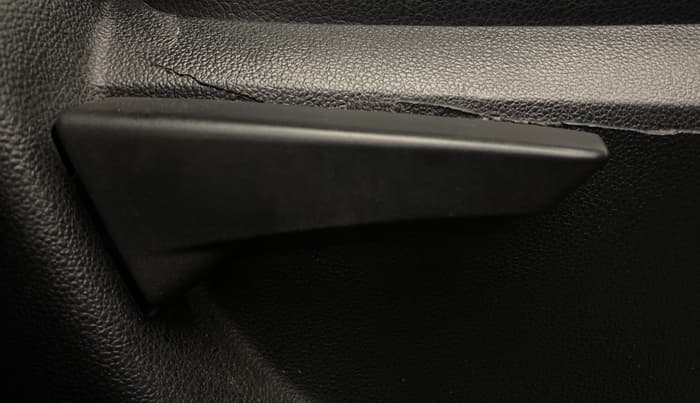2018 Mahindra Kuv100 K8 6 STR, Petrol, Manual, 66,771 km, Driver Side Adjustment Panel
