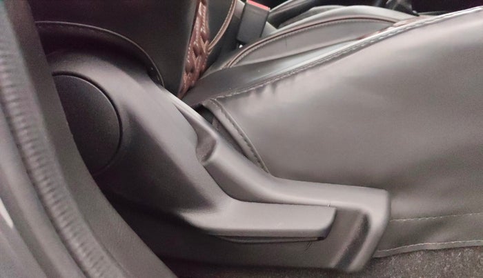 2024 Maruti FRONX DELTA PLUS 1.2L AGS, Petrol, Automatic, 6,578 km, Driver Side Adjustment Panel