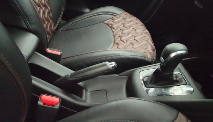 2024 Maruti FRONX DELTA PLUS 1.2L AGS, Petrol, Automatic, 6,578 km, Gear Lever