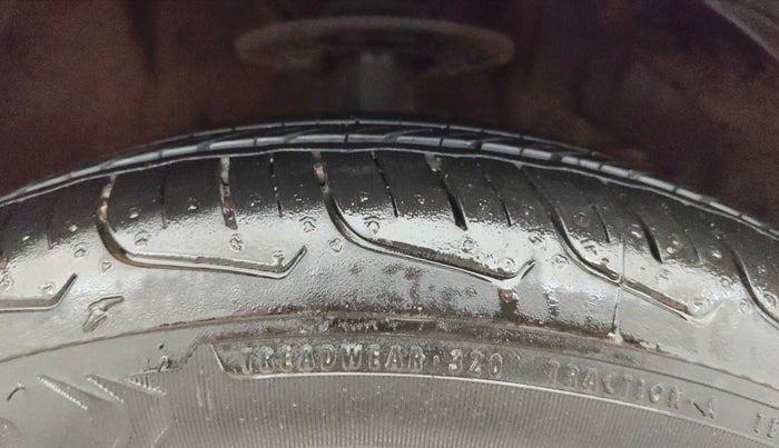 2024 Maruti FRONX DELTA PLUS 1.2L AGS, Petrol, Automatic, 6,578 km, Right Front Tyre Tread