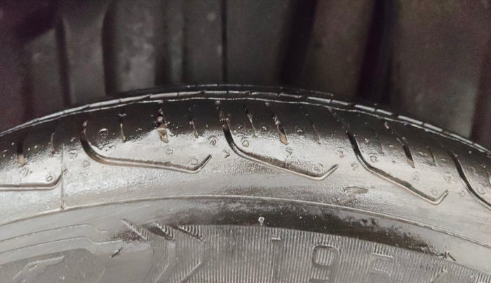 2024 Maruti FRONX DELTA PLUS 1.2L AGS, Petrol, Automatic, 6,578 km, Left Rear Tyre Tread