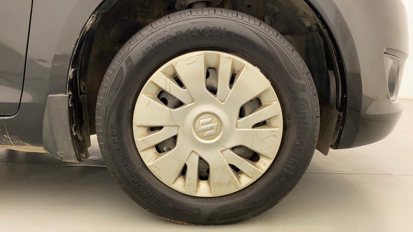 2012 Maruti Swift VDI, Diesel, Manual, 76,775 km, Right Front Wheel
