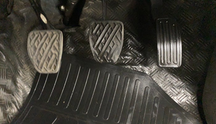 2015 Datsun Go Plus T, Petrol, Manual, 51,727 km, Pedals