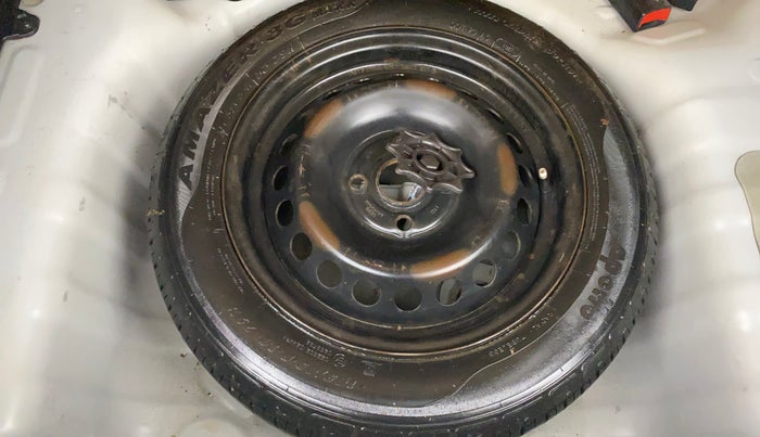 2016 Hyundai Grand i10 SPORTZ 1.1 CRDI, Diesel, Manual, 62,051 km, Spare Tyre