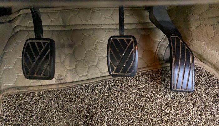 2017 Maruti Ciaz ZETA DIESEL 1.3, Diesel, Manual, 1,41,965 km, Pedals