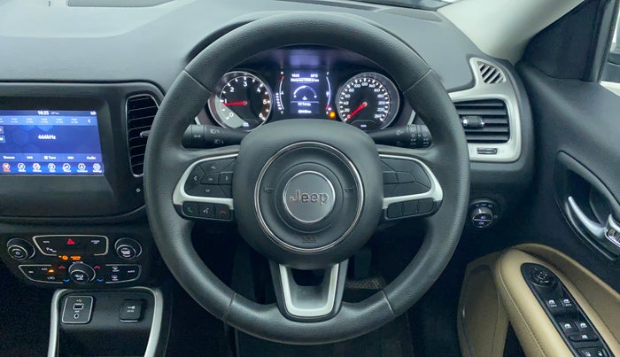 2017 Jeep Compass 2.0 LONGITUDE (O), Diesel, Manual, 50,875 km, Steering Wheel Close Up