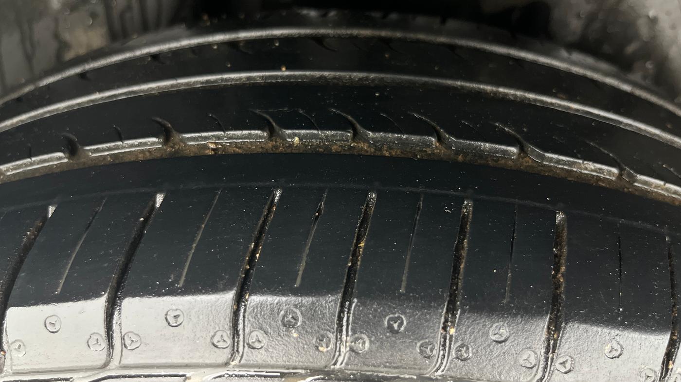 2021 Volkswagen Vento HIGHLINE 1.0L TSI, Petrol, Manual, 77,966 km, Right Rear Tyre Tread