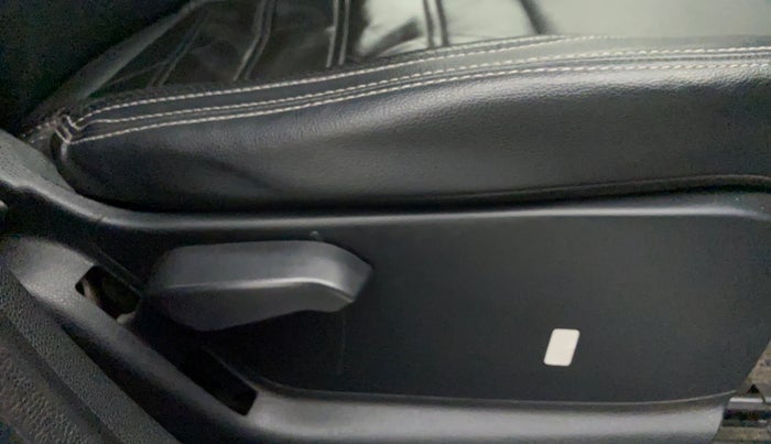 2018 Ford Ecosport TITANIUM + 1.5L PETROL AT, Petrol, Automatic, 53,768 km, Driver Side Adjustment Panel