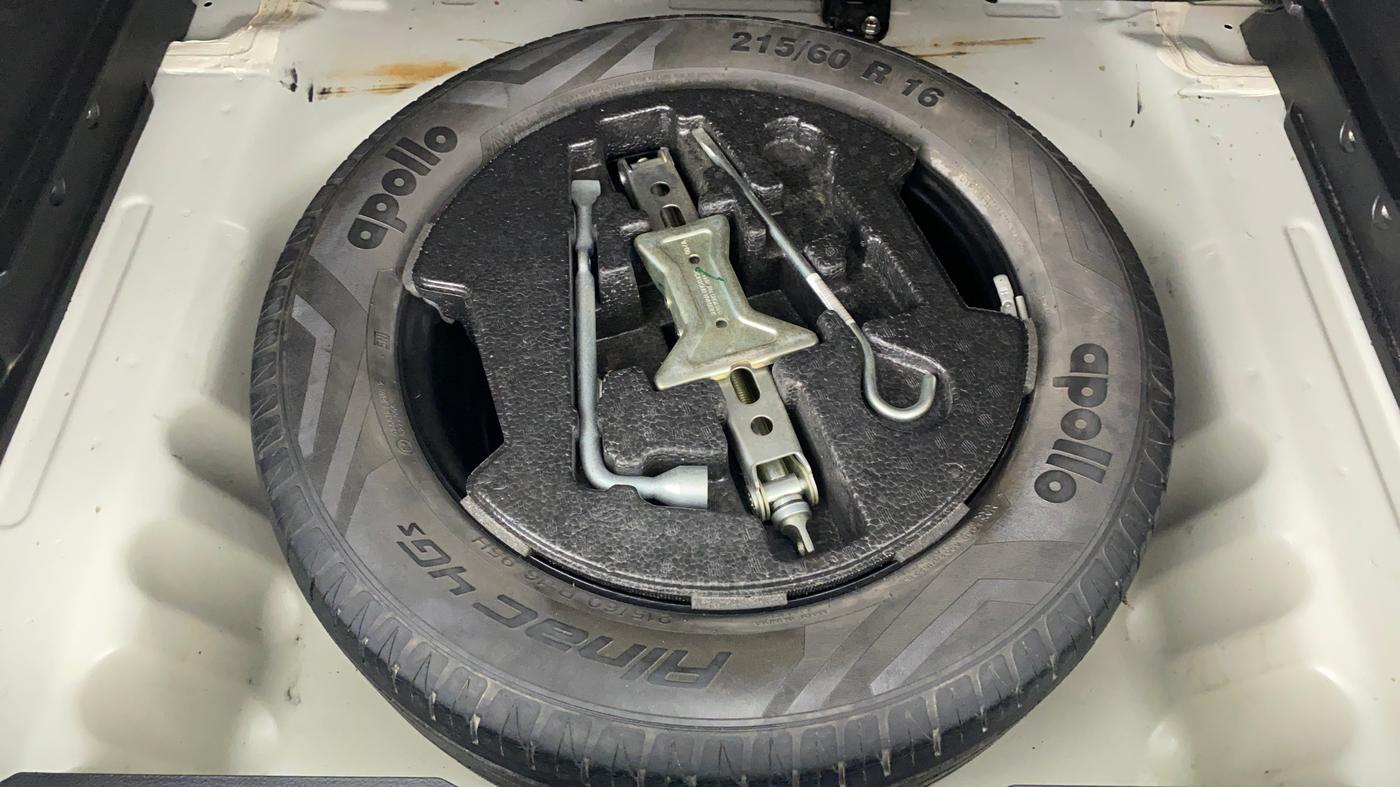 2019 Maruti Vitara Brezza ZDI, Diesel, Manual, 31,516 km, Spare Tyre