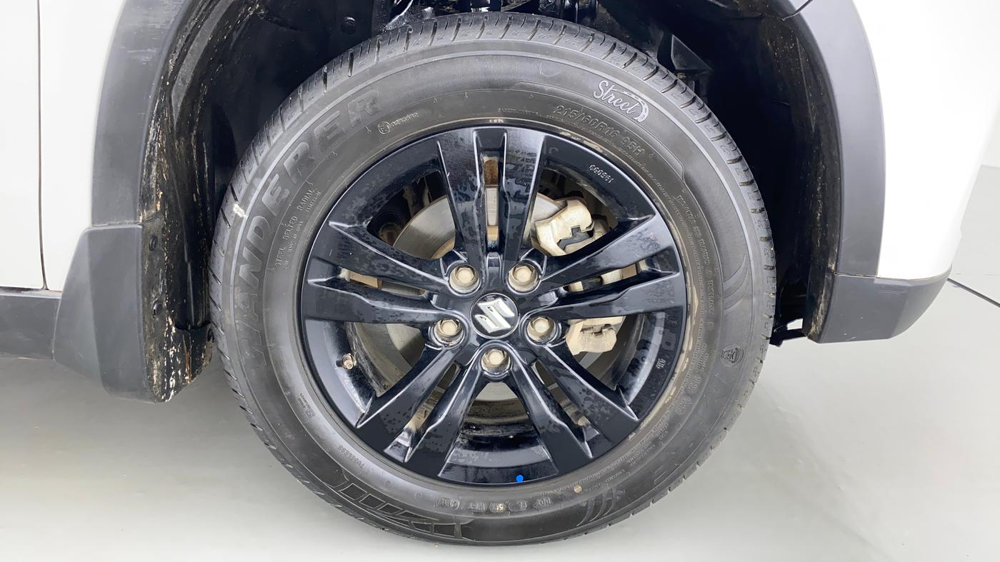 2019 Maruti Vitara Brezza ZDI, Diesel, Manual, 31,516 km, Right Front Wheel