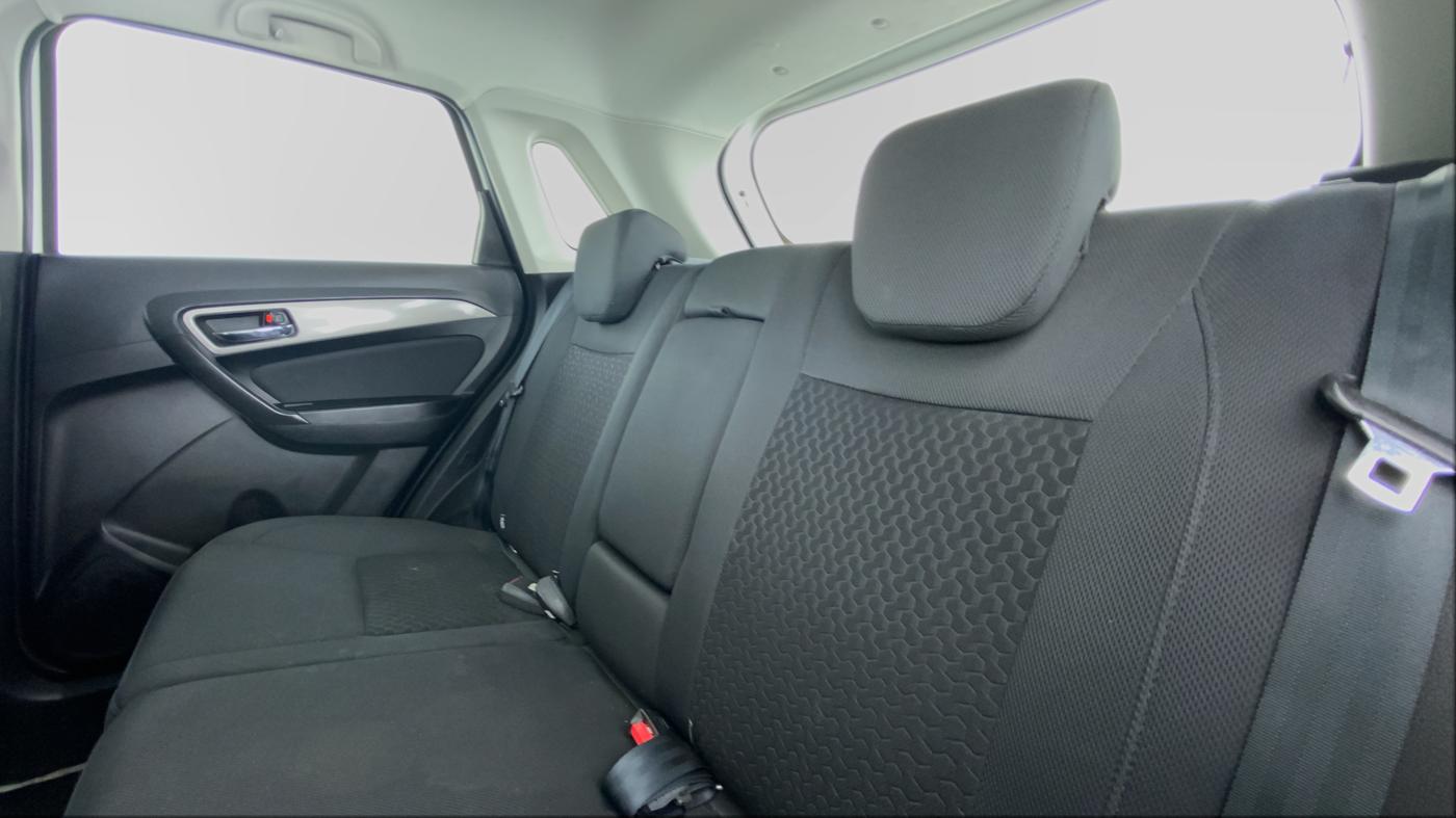 2019 Maruti Vitara Brezza ZDI, Diesel, Manual, 31,516 km, Right Side Rear Door Cabin