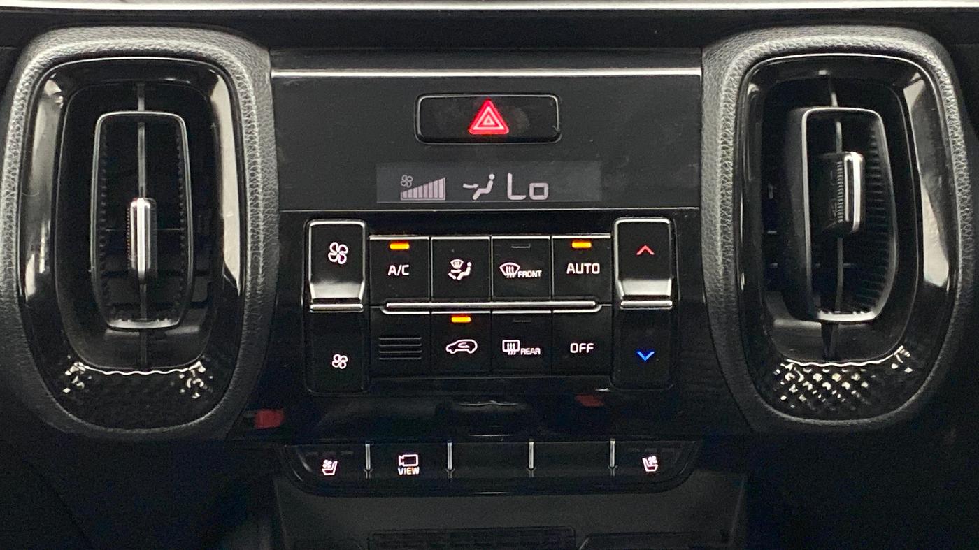 2020 KIA SONET GTX + 1.0 IMT, Petrol, Manual, 10,902 km, Automatic Climate Control