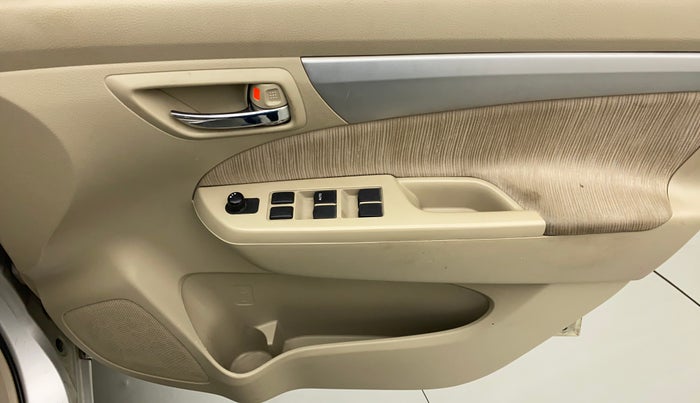 2014 Maruti Ertiga VXI, Petrol, Manual, 76,333 km, Driver Side Door Panels Control