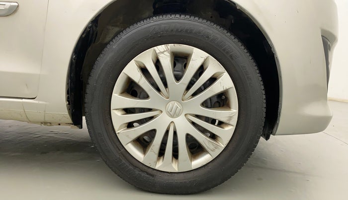 2014 Maruti Ertiga VXI, Petrol, Manual, 76,333 km, Right Front Wheel