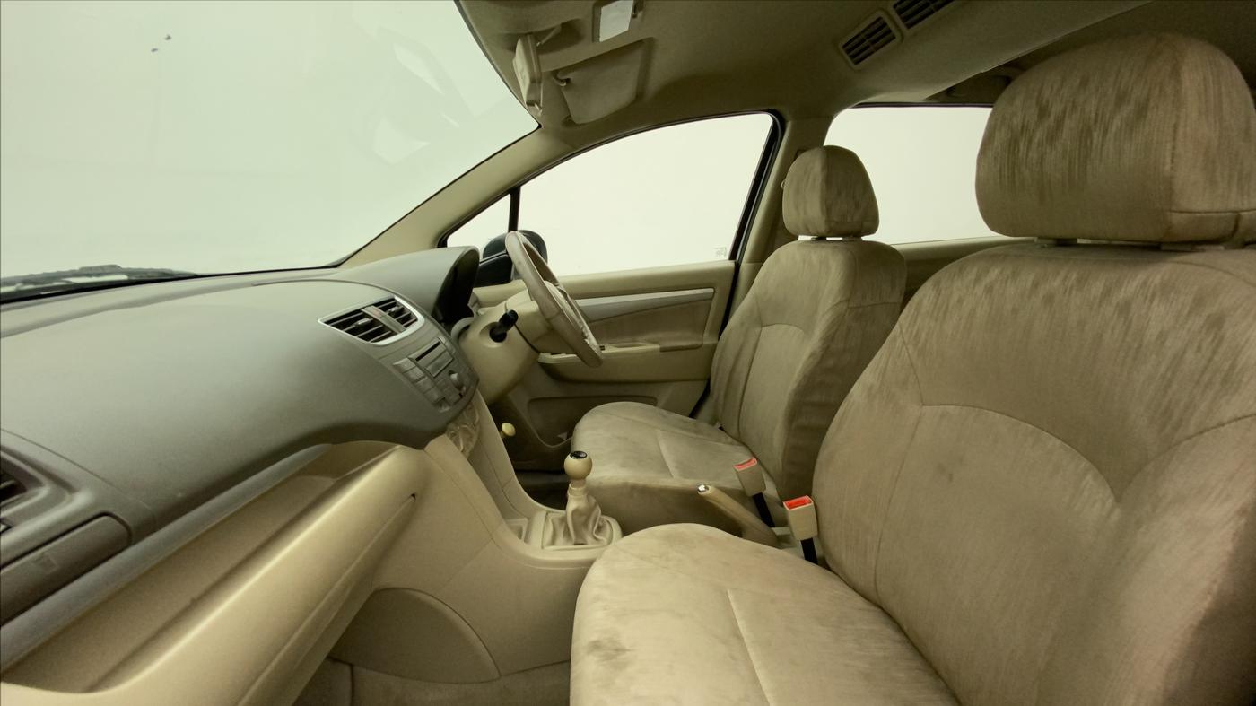 2014 Maruti Ertiga VXI, Petrol, Manual, 76,333 km, Right Side Front Door Cabin