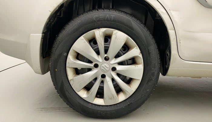 2014 Maruti Ertiga VXI, Petrol, Manual, 76,333 km, Right Rear Wheel