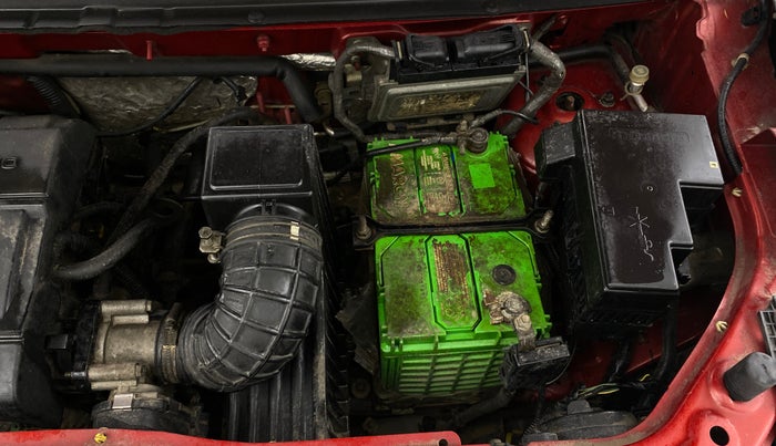 2016 Mahindra Kuv100 K4 6 STR, Petrol, Manual, 43,964 km, Engine View - Left