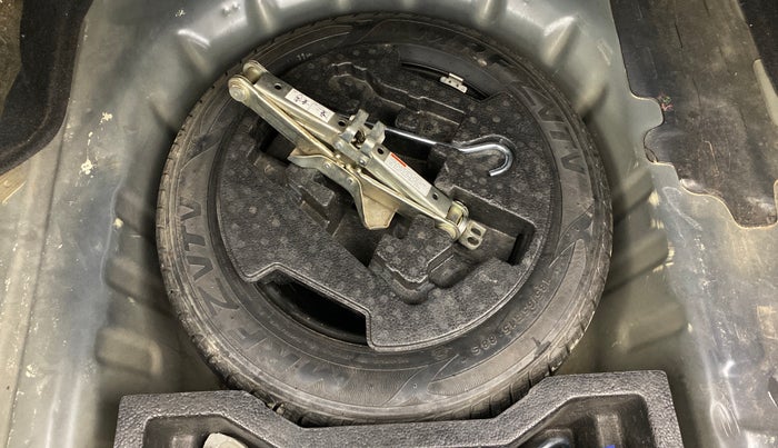 2018 Maruti Ciaz ALPHA DIESEL 1.3, Diesel, Manual, 81,349 km, Spare Tyre