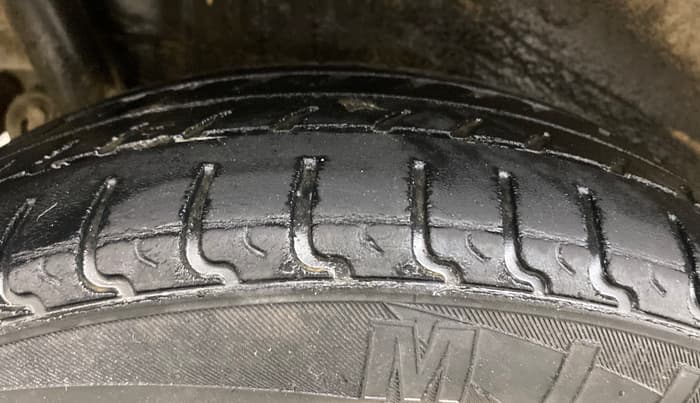 2018 Maruti Wagon R 1.0 VXI, Petrol, Manual, 86,377 km, Right Rear Tyre Tread