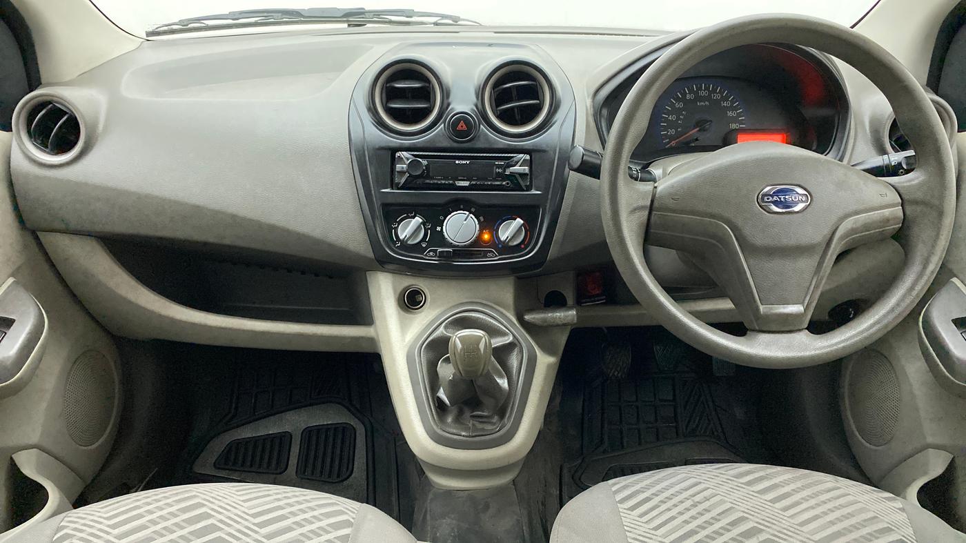 2016 Datsun Go Plus T, Petrol, Manual, 92,608 km, Dashboard