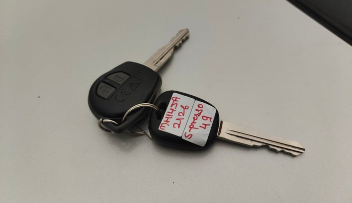 2019 Maruti S PRESSO VXI (O), Petrol, Manual, 26,434 km, Key Close Up