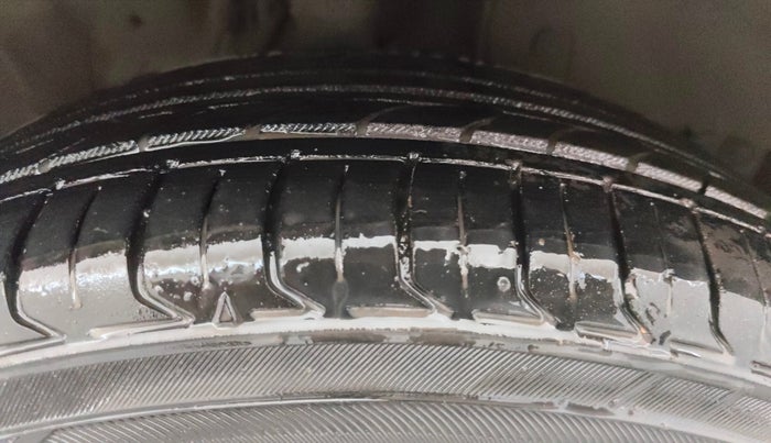 2015 Honda City 1.5L I-VTEC VX CVT, Petrol, Automatic, 63,934 km, Right Front Tyre Tread