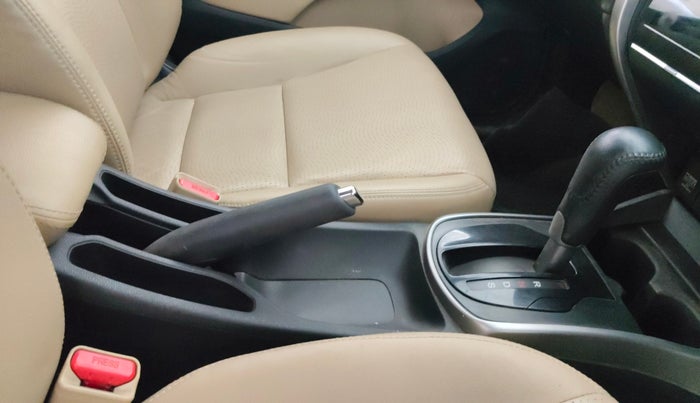 2015 Honda City 1.5L I-VTEC VX CVT, Petrol, Automatic, 63,934 km, Gear Lever