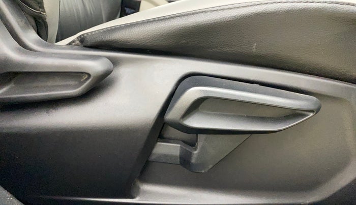 2022 Tata NEXON XZA PLUS (HS) PETROL, Petrol, Automatic, 33,373 km, Driver Side Adjustment Panel