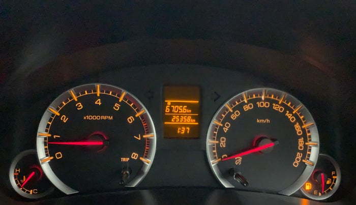 2014 Maruti Swift VXI, Petrol, Manual, 25,358 km, Odometer Image