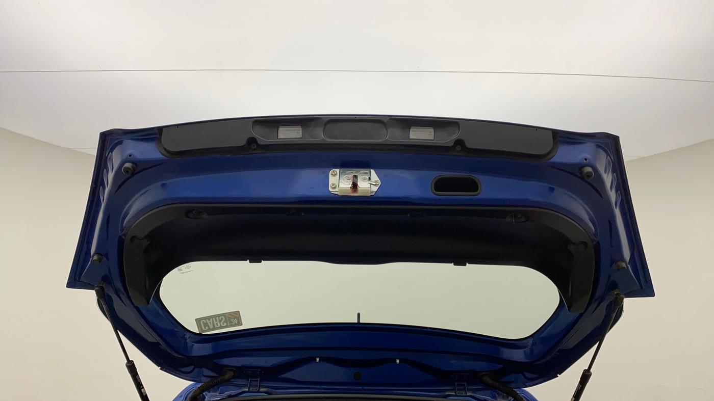 2014 Maruti Swift VXI, Petrol, Manual, 25,358 km, Boot Door Open