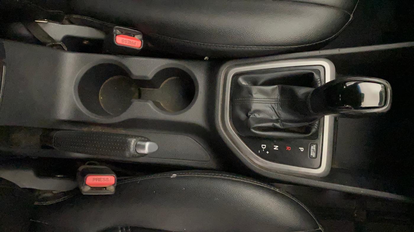 2016 Hyundai Creta SX PLUS AT 1.6 PETROL, Petrol, Automatic, 1,03,564 km, Gear Lever