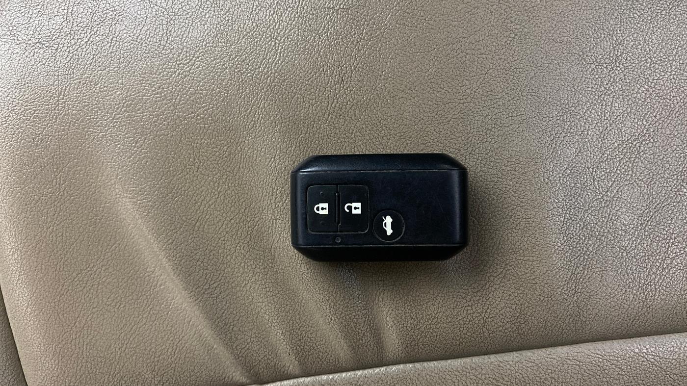 2019 Maruti Dzire ZXI, Petrol, Manual, 69,059 km, Key Close Up