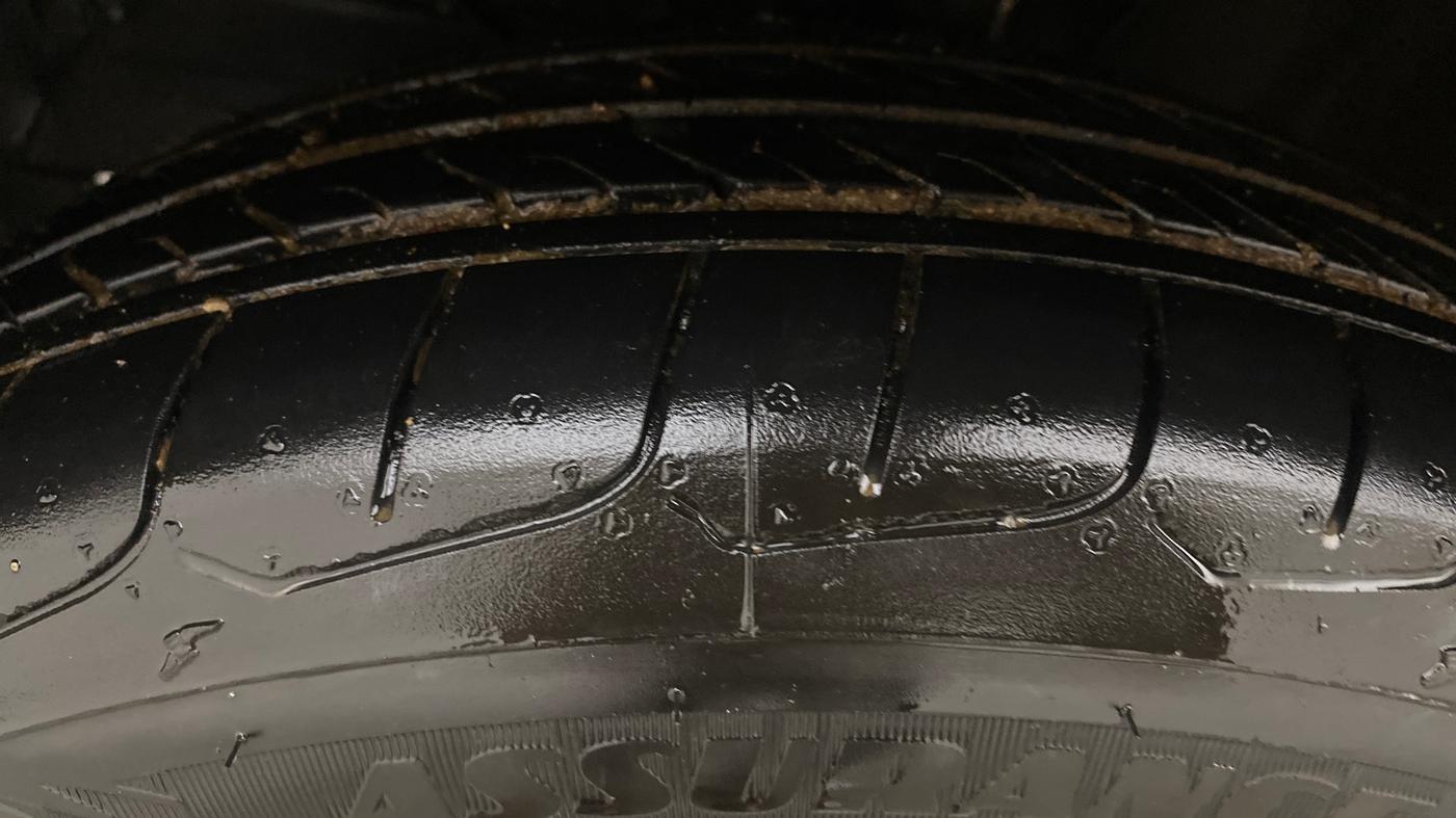 2019 Maruti Dzire ZXI, Petrol, Manual, 69,059 km, Left Front Tyre Tread